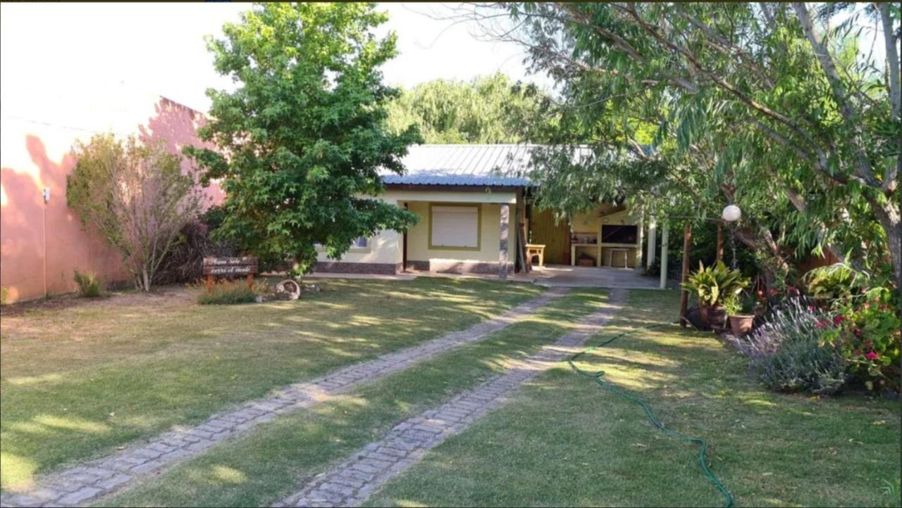 Casa Tranquila: Rambla-adjacent Family Retreat In छुट्टी का घर